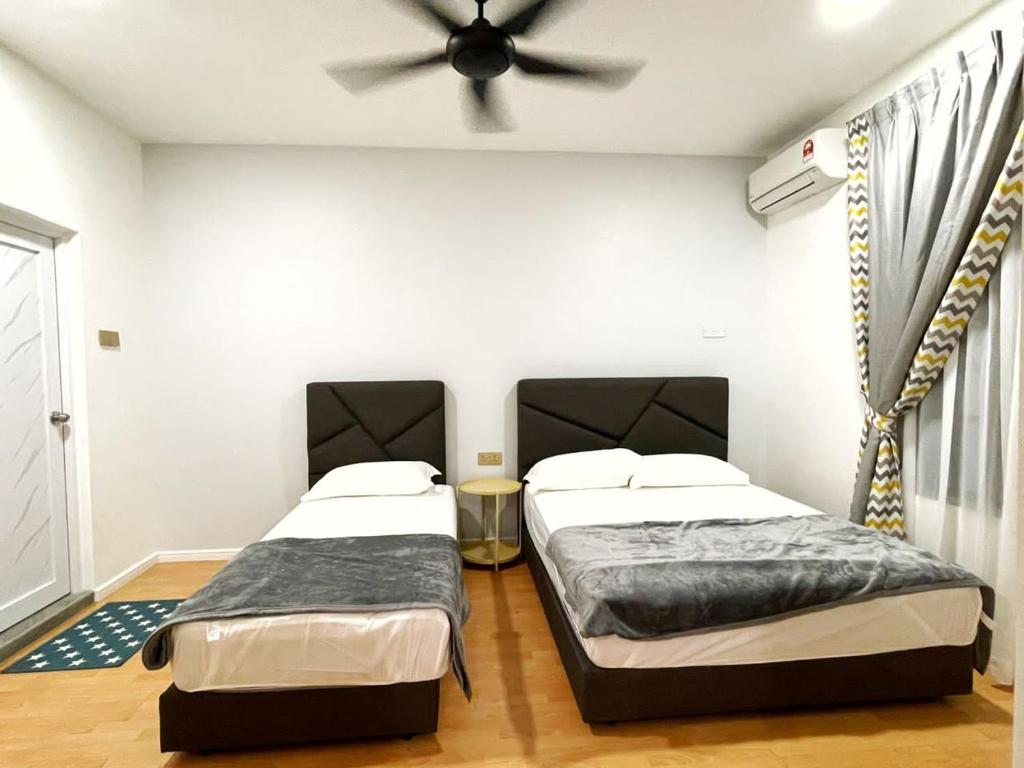 Postel nebo postele na pokoji v ubytování ALEXIS VILLA Whole OR Room