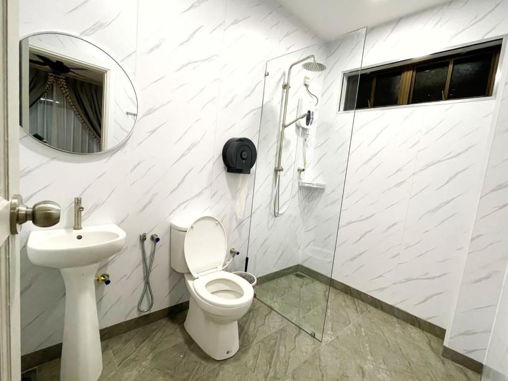 Koupelna v ubytování ALEXIS VILLA Whole OR Room