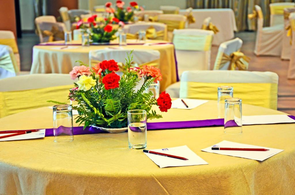 Restaurace v ubytování Airport Hotel