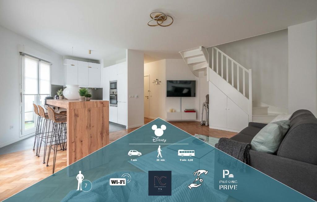 - un salon avec une table au milieu dans l'établissement *Disneyland-Paris* duplex 7pers, Parking, Wifi, Netflix, à Serris