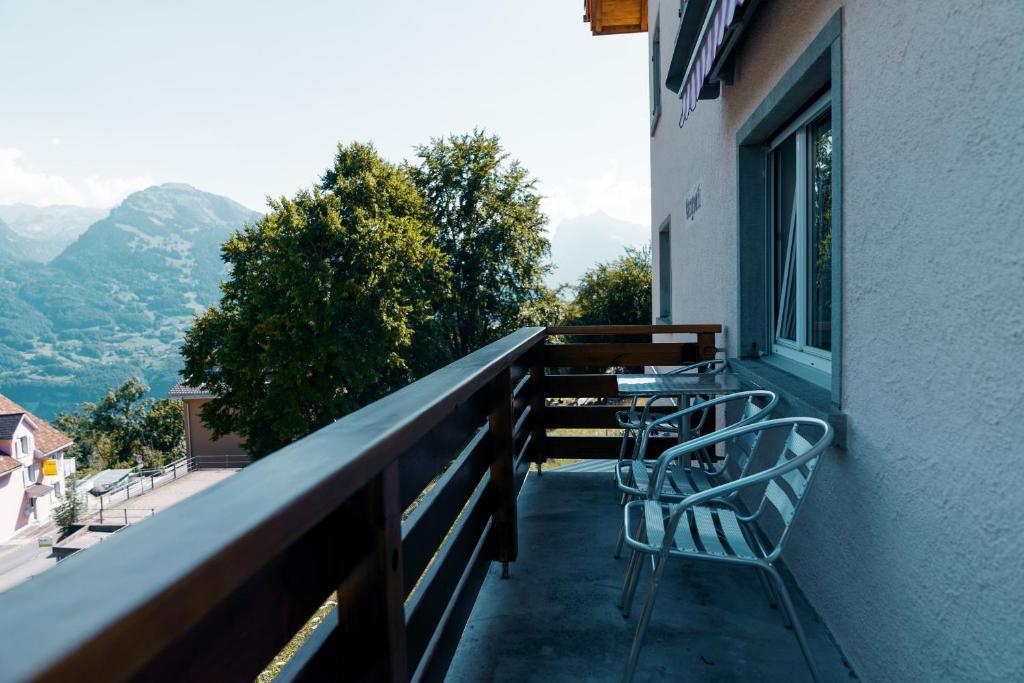Nespecifikovaný výhled na hory nebo výhled na hory při pohledu z apartmánu