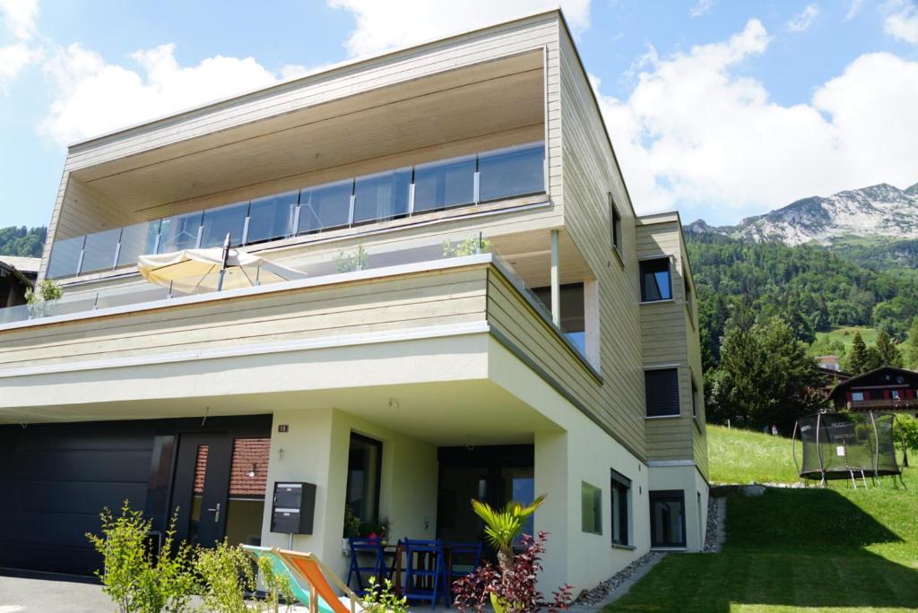 Nespecifikovaný výhled na hory nebo výhled na hory při pohledu z apartmánu