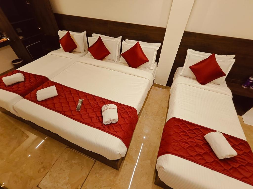 Postel nebo postele na pokoji v ubytování Woodlands Inn