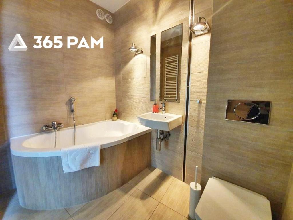 Kúpeľňa v ubytovaní Europa Apartament - 365PAM