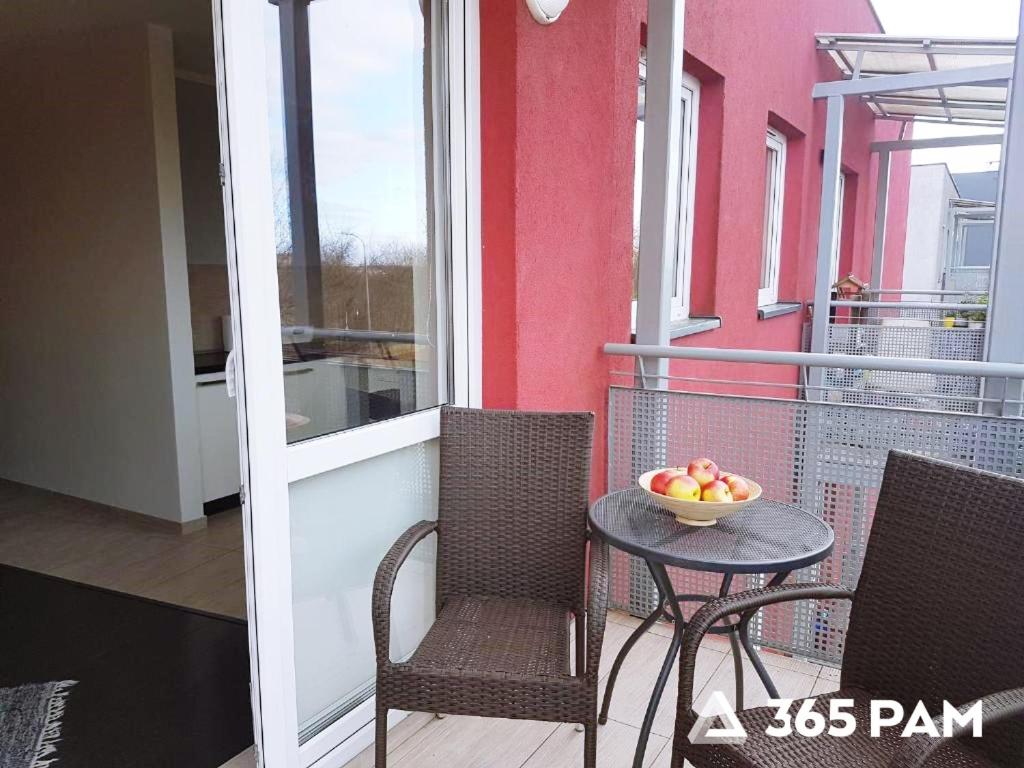 Balkón alebo terasa v ubytovaní Europa Apartament - 365PAM