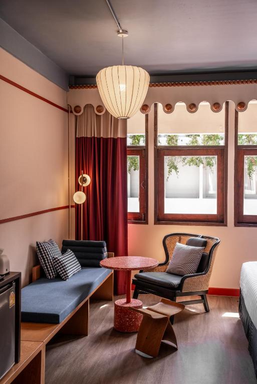 Blu Dock Restel Bangkok - 2