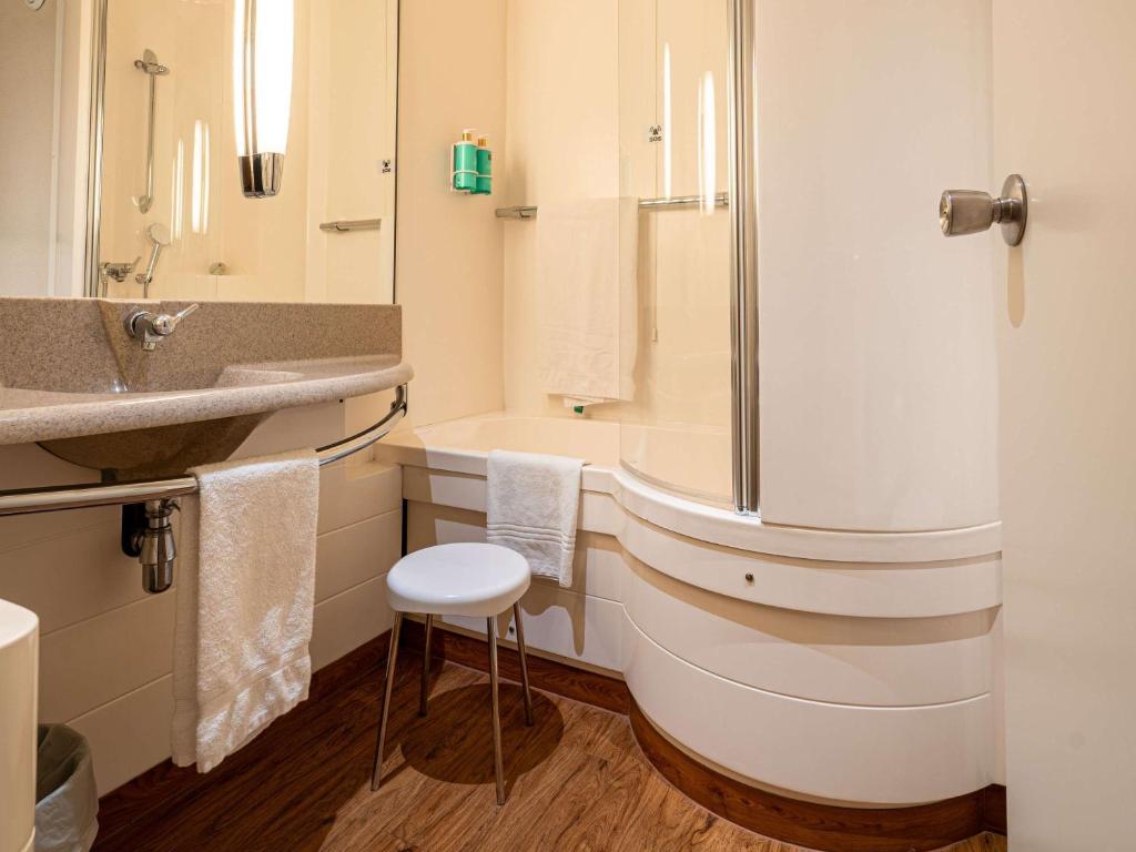 Koupelna v ubytování Novotel Roma Est