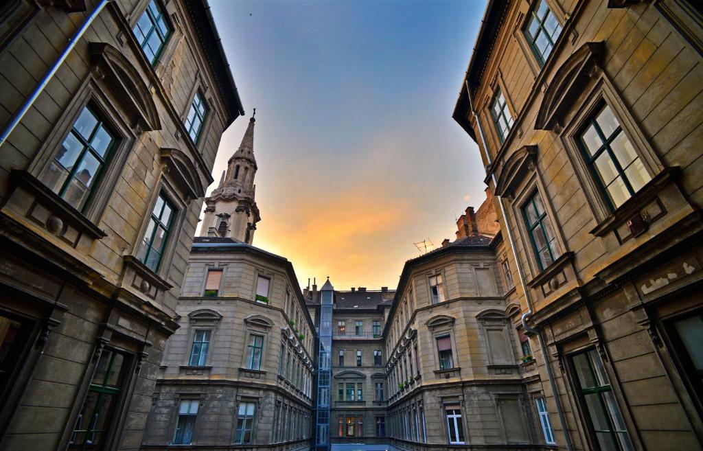 Budova, v ktorej sa apartmán nachádza