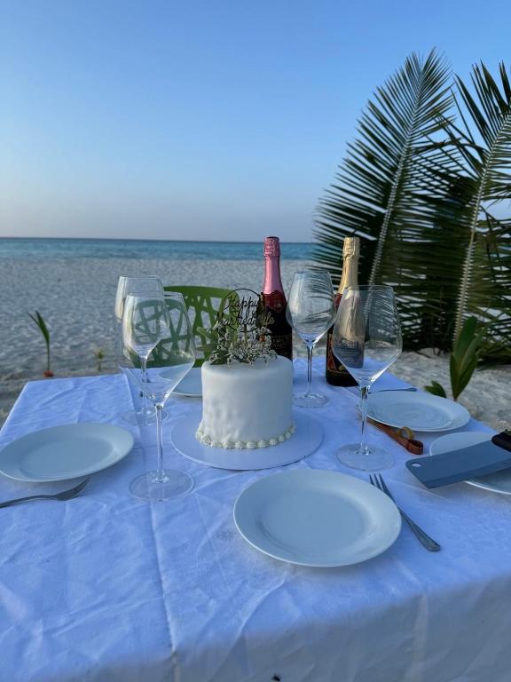 Rattehi Inn at Rakeedhoo - View 24