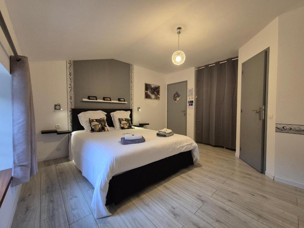Postel nebo postele na pokoji v ubytování Chambre d'hôte Le Clos d'Audio à Riols