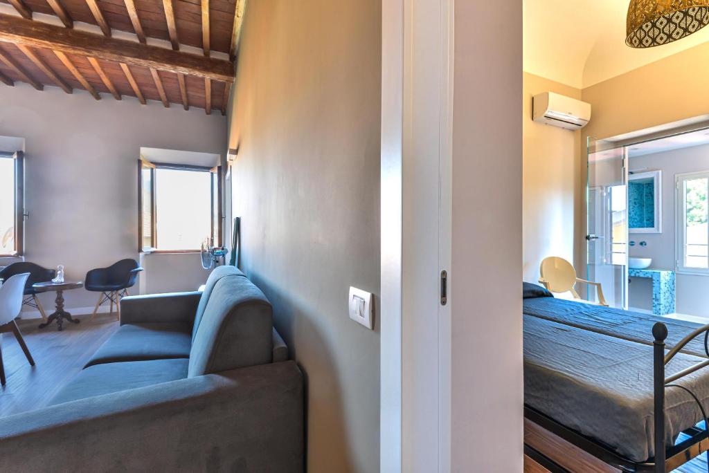 A bed or beds in a room at Casa Carol