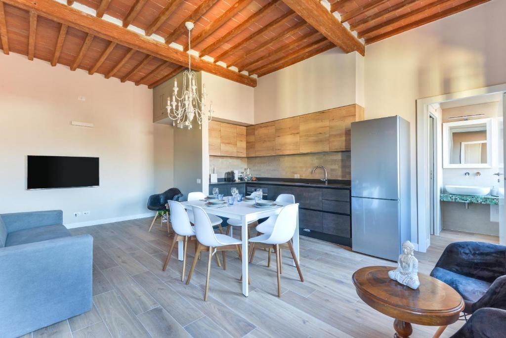 A kitchen or kitchenette at Casa Carol