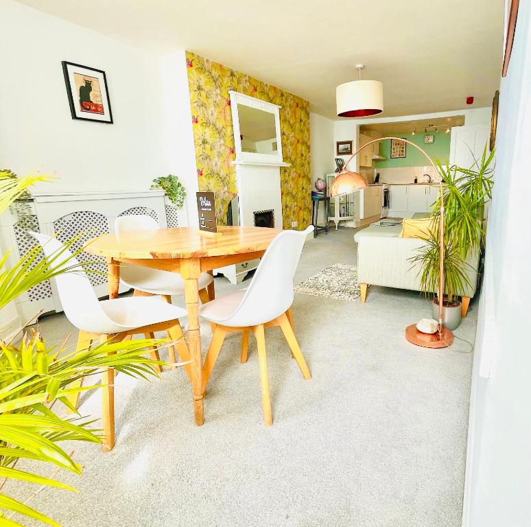 Η κουζίνα ή μικρή κουζίνα στο Penthouse Sea view home