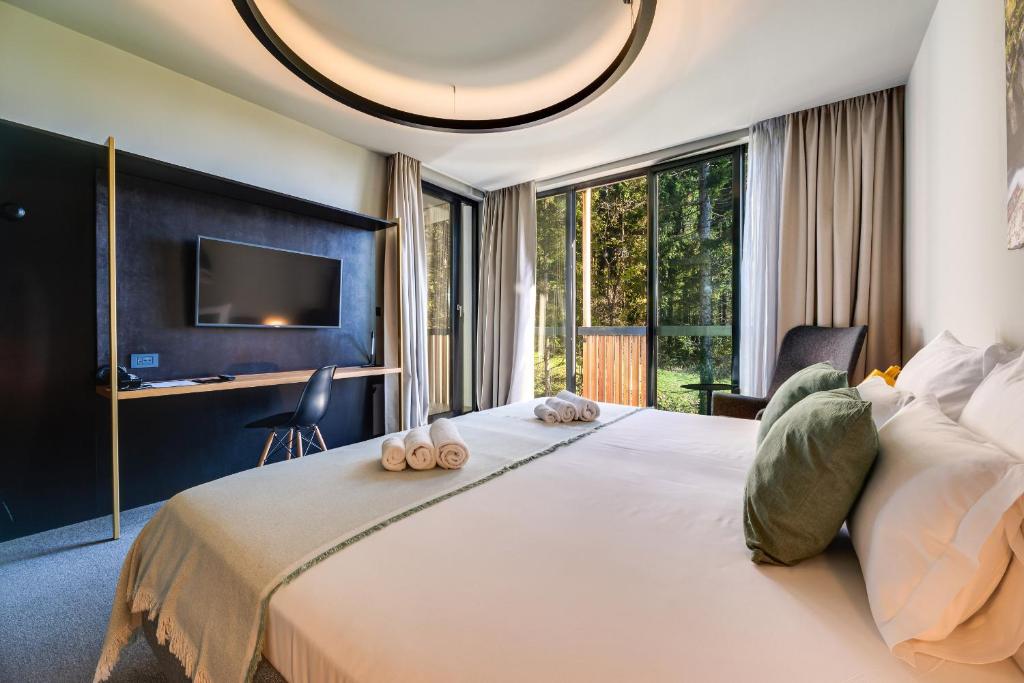 Lyra Hotel Plitviceにあるベッド