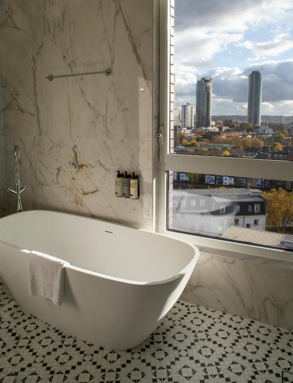 H10 London Waterloo - Resim 14