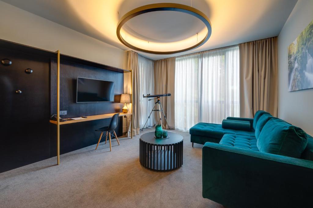 Lyra Hotel Plitviceにあるテレビまたはエンターテインメントセンター