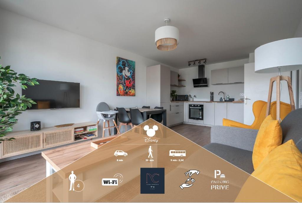 un salon avec une table et une cuisine dans l'établissement Disneyland-Paris 4pers, Parking, Wifi, à Serris
