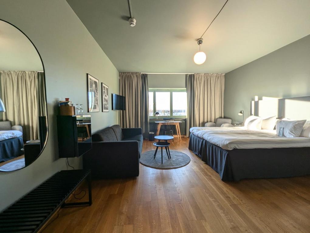 Hotell Kristina - Family Room (2 Adults + 2 Children)