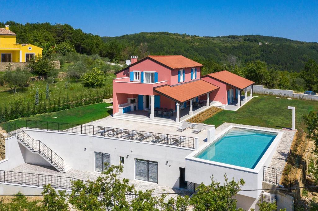 Villa Cali