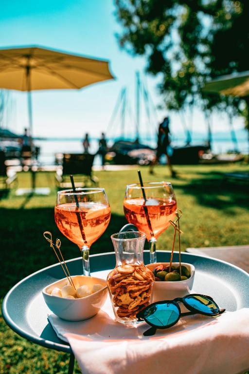 Nápoje v ubytování Yachthotel Chiemsee GmbH