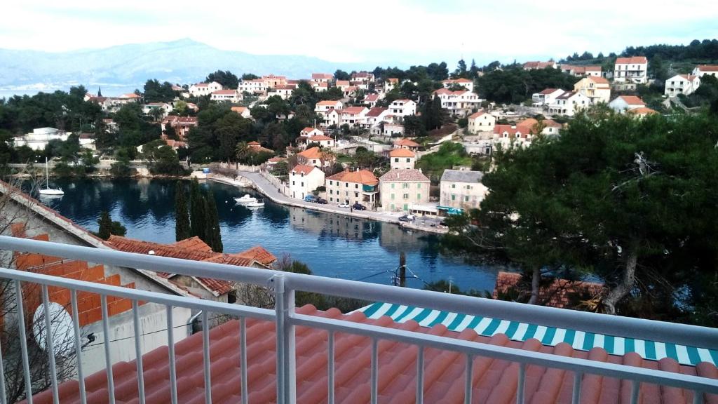 a view of a town with a river at Apartment Agata in Splitska