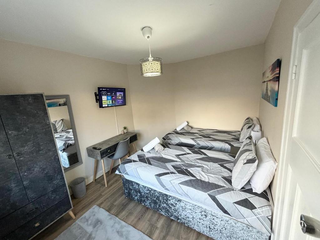 TV a/nebo společenská místnost v ubytování Westbridgeford Luxury Apartments