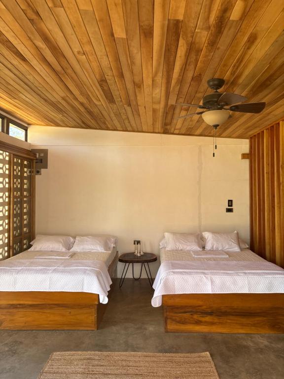 Φωτογραφία από το άλμπουμ του Cabina Tropically σε Santa Cruz