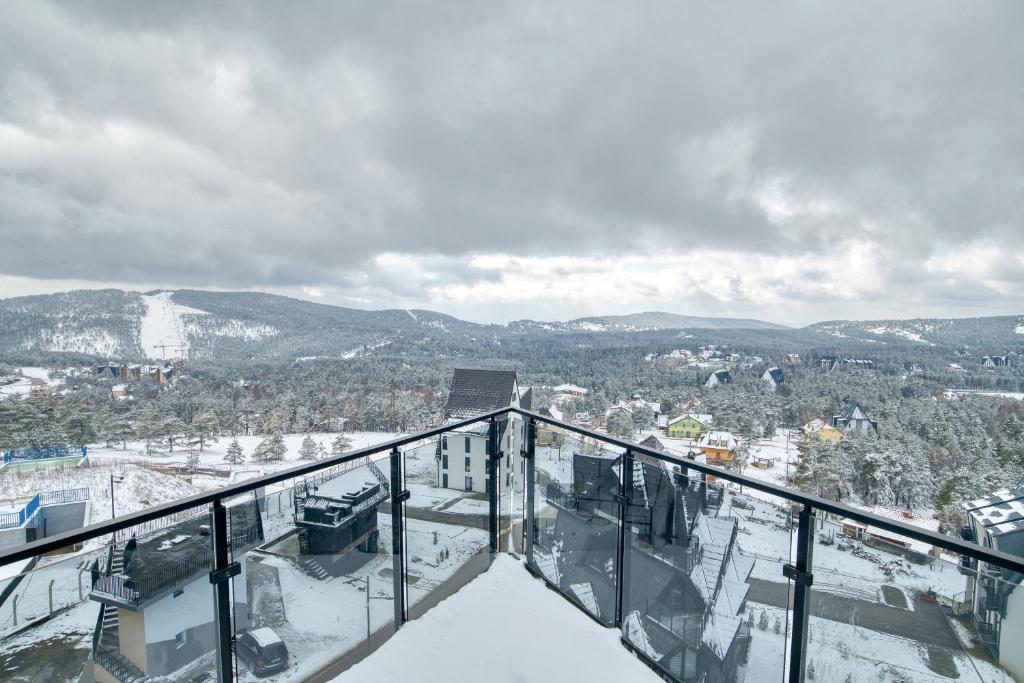 Nespecifikovaný výhled na hory nebo výhled na hory při pohledu z apartmánu