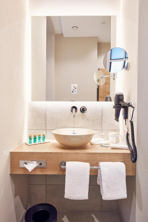 Seehotel Maria Laach - Double Room