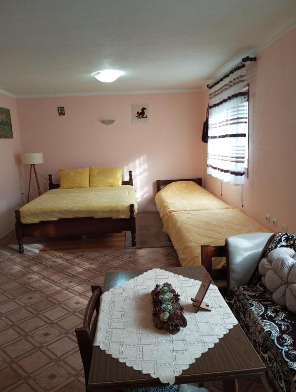 Family owned self sufficient ECO farm TARA - Appartement - Rez-de-chaussée