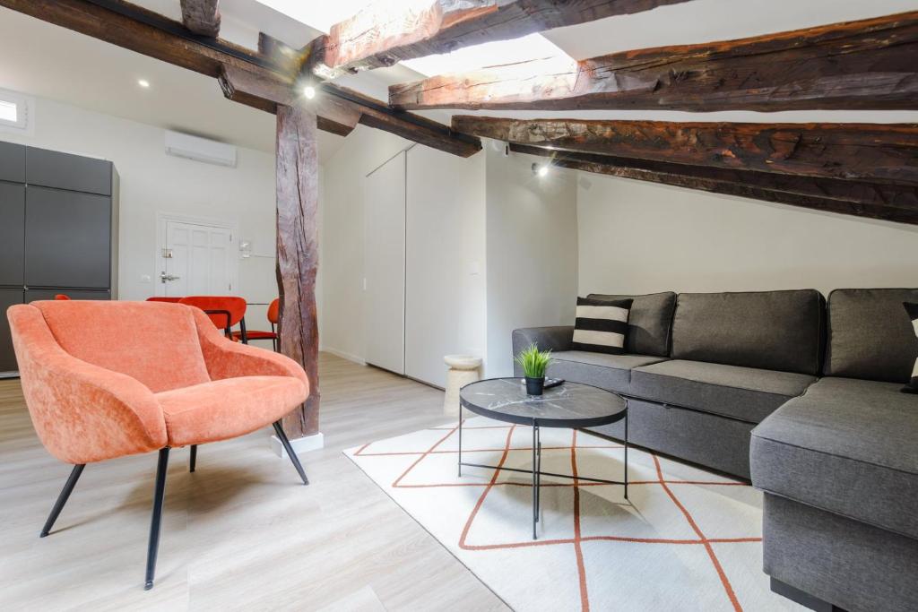 GuestReady - Industrial gem near Plaza de España