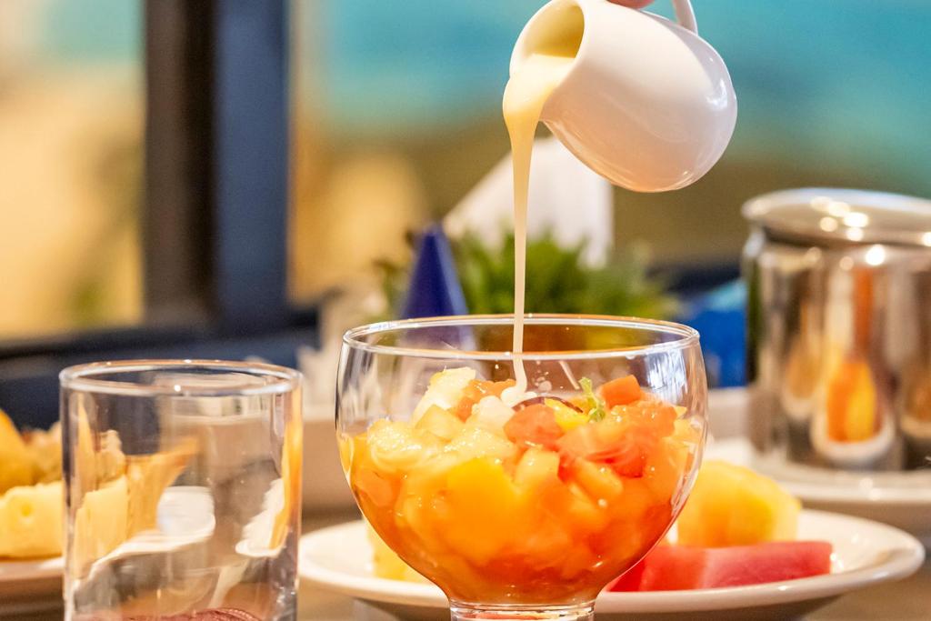 Comida no hotel ou em algum lugar perto