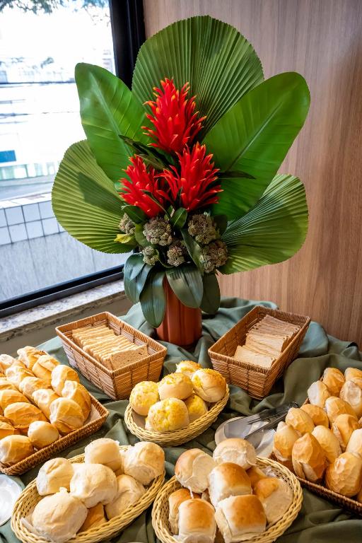 Comida no hotel ou em algum lugar perto