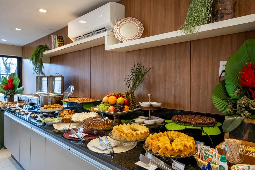 Comida no hotel ou em algum lugar perto