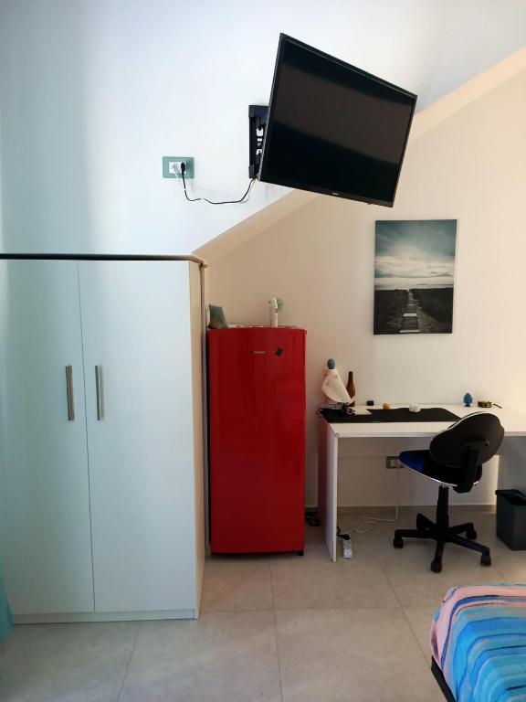 A kitchen or kitchenette at Scrusciu Do Mari
