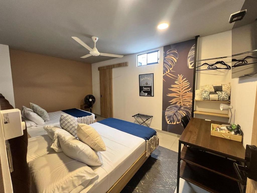 Postel nebo postele na pokoji v ubytování Star AV 37 HOTEL