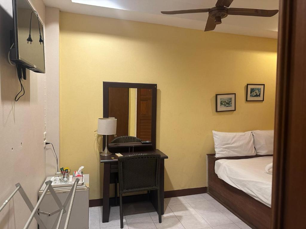 Taj Palace Hotel Patong Beach - Resim 23