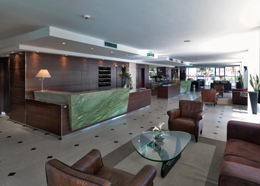 Posezení v ubytování Hotel Regina Fronte Mare