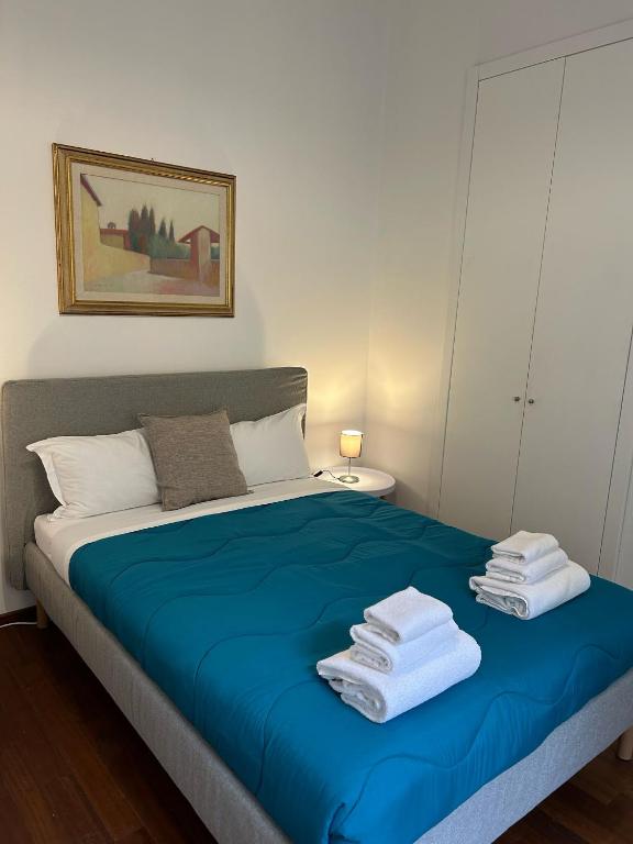 Postel nebo postele na pokoji v ubytování Cavour 142 Rooms