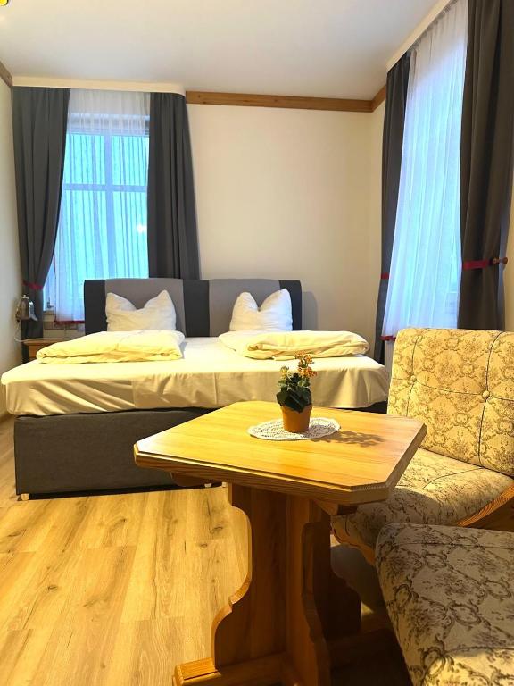 Hotel Schloßblick Trebsen - Triple Room