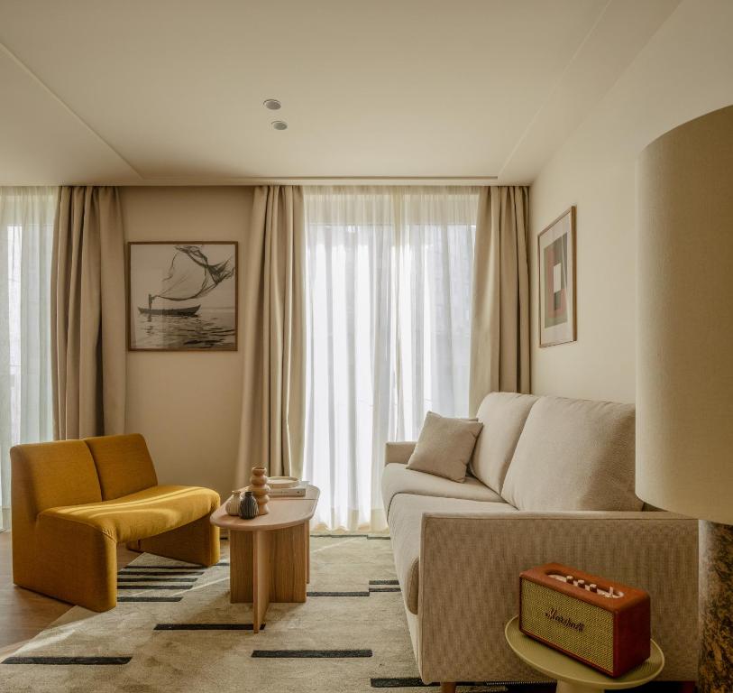 POSTCODE Liberdade - Resim 16