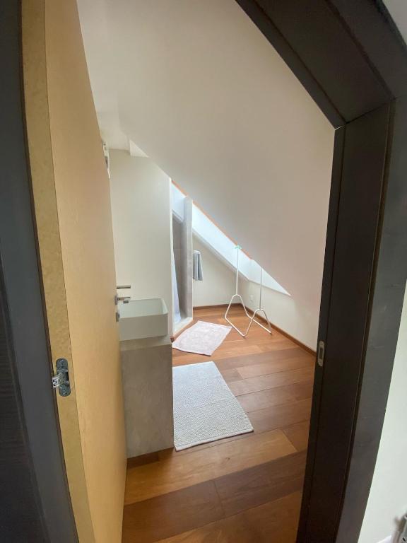 Bel appartement au cœur des Eaux-Vives - Resim 5