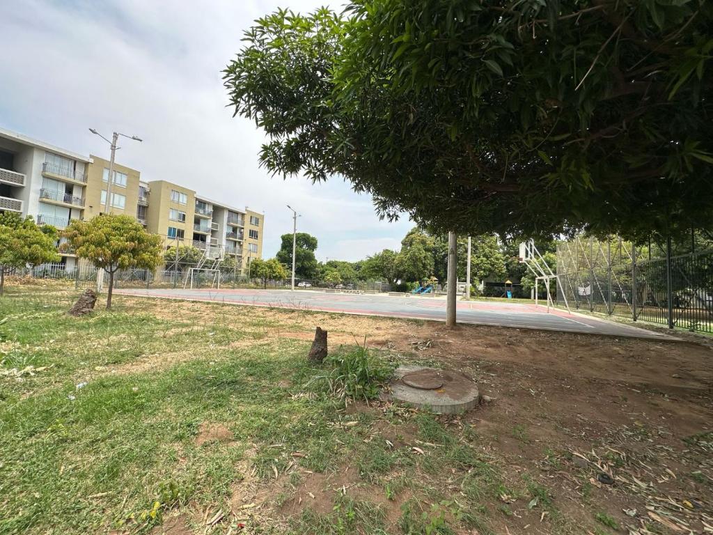 Zahrada ubytování Apartamento Entresierras 3 hab con AC -un hogar lejos de casa