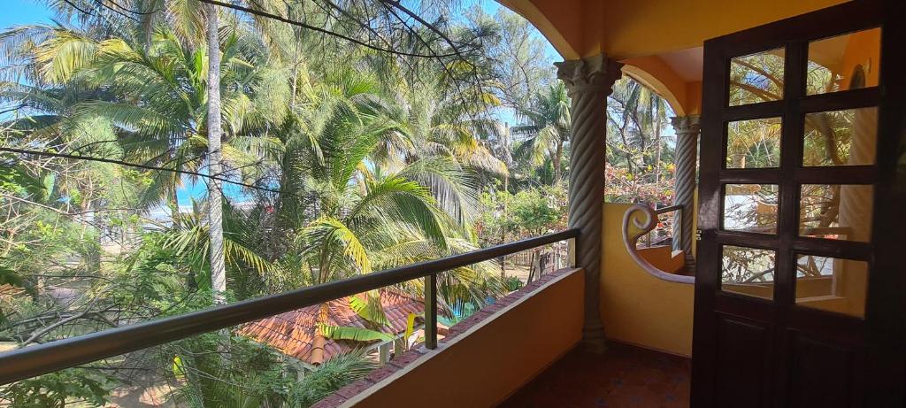 Vrt pred nastanitvijo Hotel Rosa de los vientos