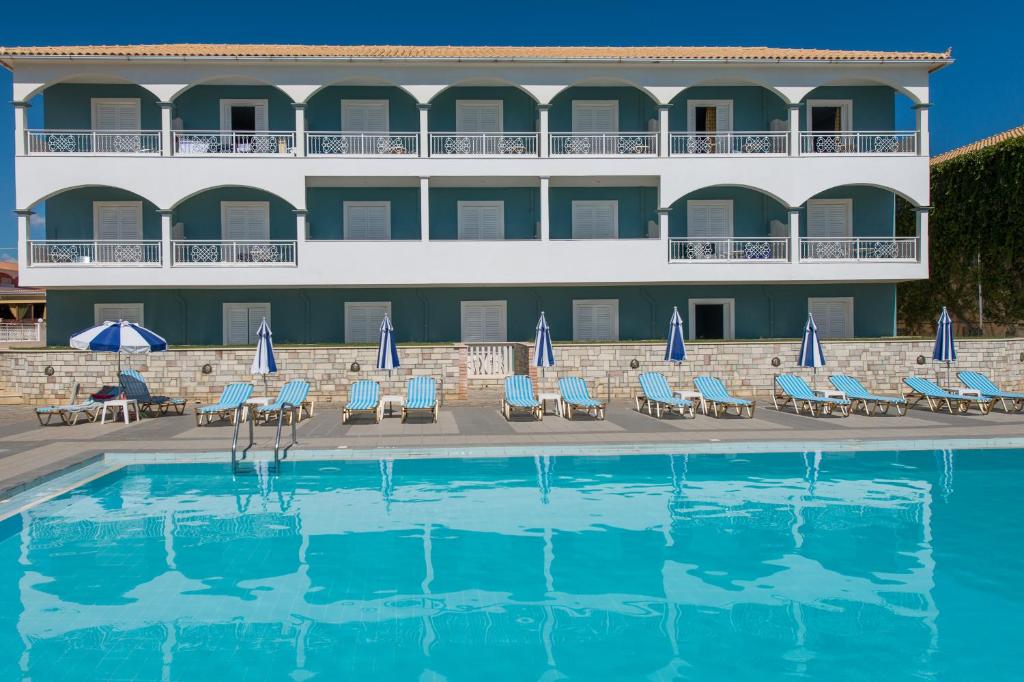 Bazén v ubytování Astir Palace Hotel nebo v jeho okolí