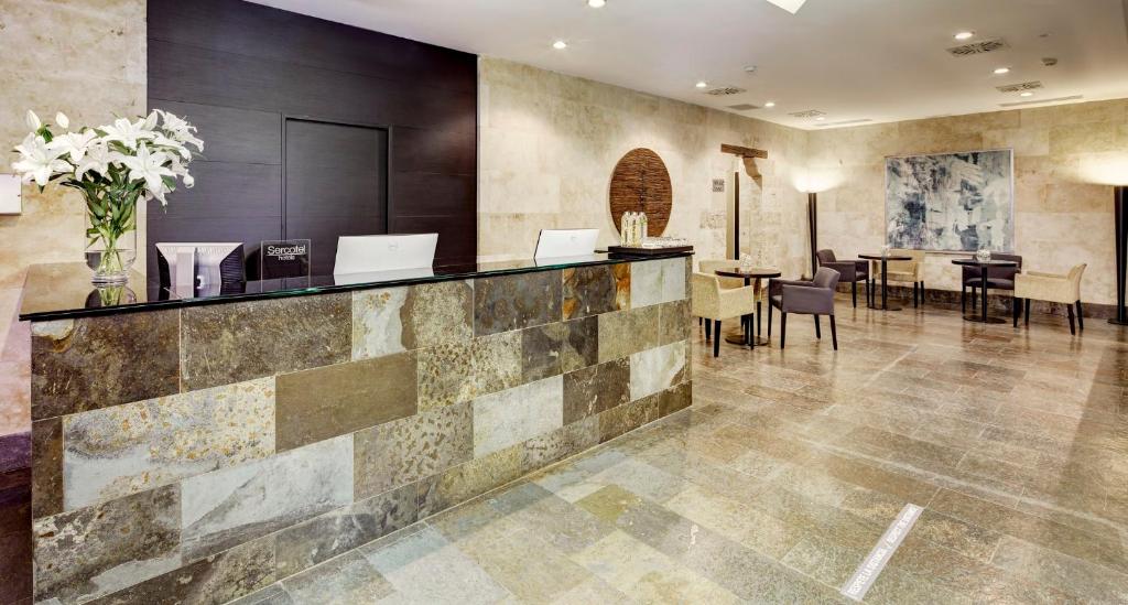 Sercotel Puerta de la Catedral - 18