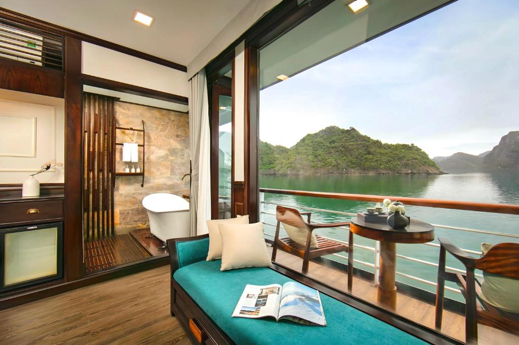 Amanda Luxury Cruise - 9