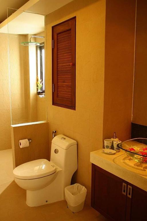 Koupelna v ubytování TSE Residence [by Samui Emerald]