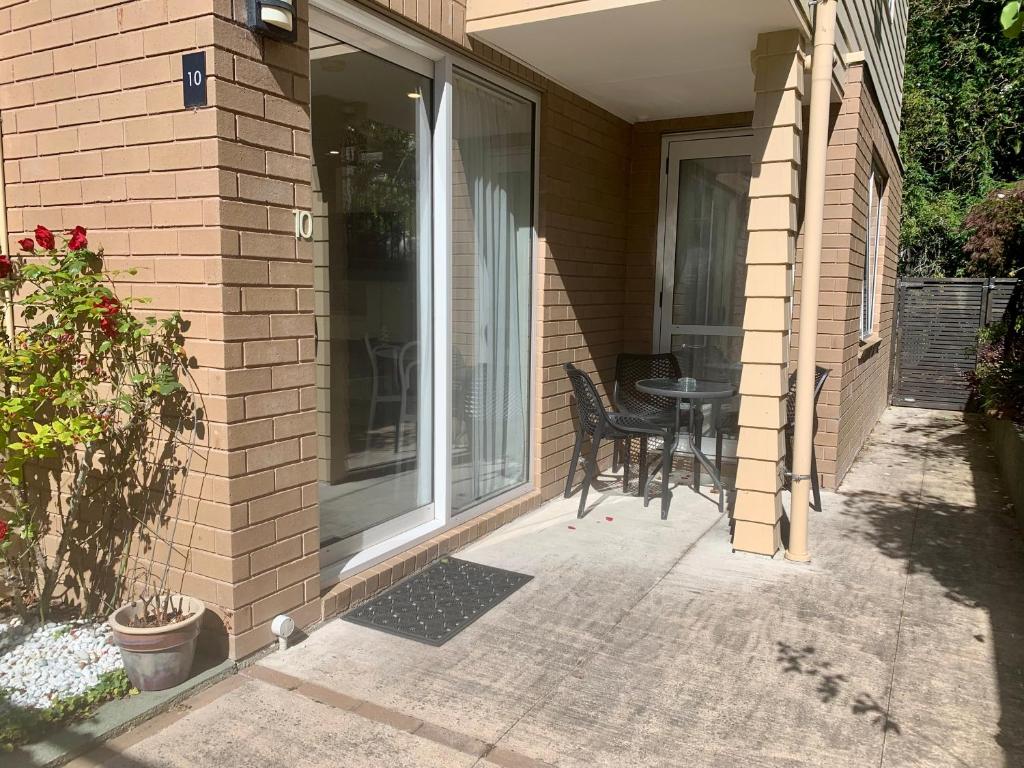 March Apartments - Resim 12