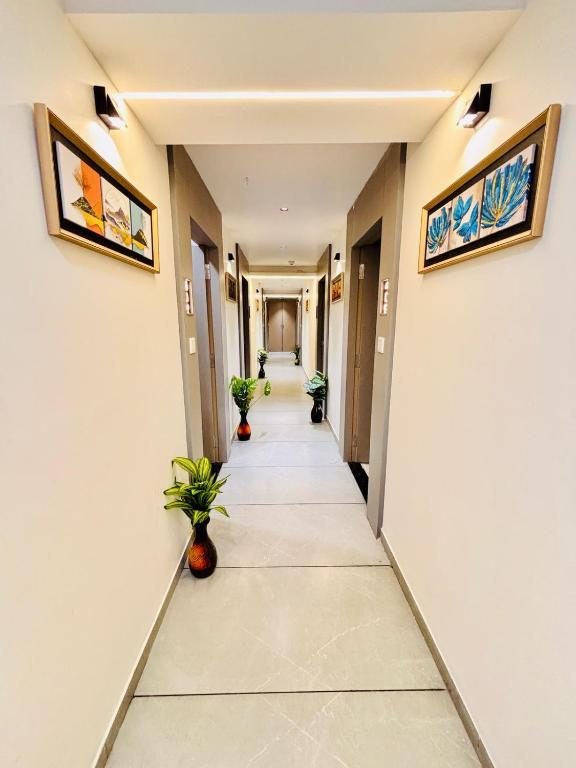 Fotografie z fotogalerie ubytování Hotel Royal Square v destinaci Ahmadábád